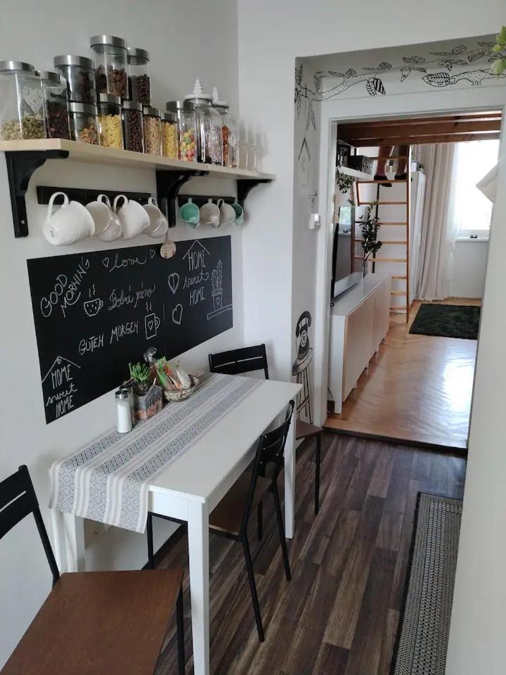 Sweethome Brno - Cely Byt Komarov Exterior foto